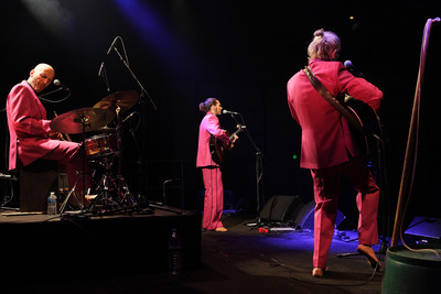 Denis Gaud et son orchestre en concert.