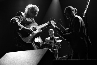 Denis Gaud et son orchestre en concert.